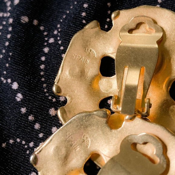 Vintage Spanish Made Gold Sun Clip-On Earrings - Picture 4 of 6